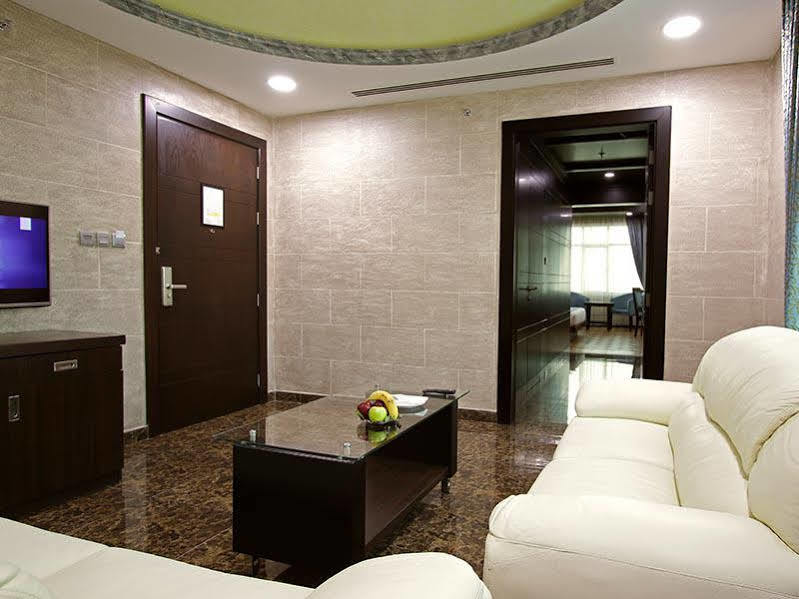 Park Regis Lotus Hotel Manama Eksteriør bilde