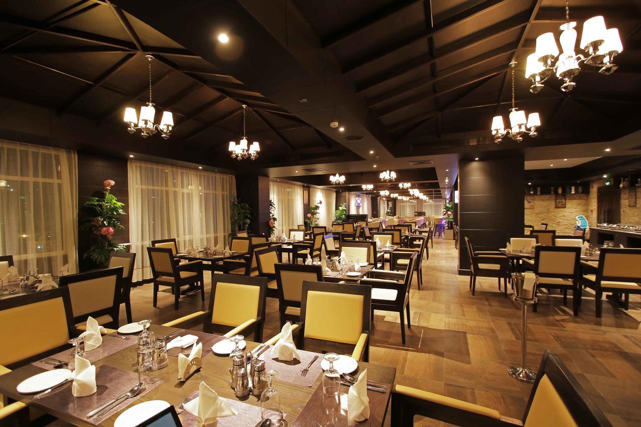 Park Regis Lotus Hotel Manama Eksteriør bilde
