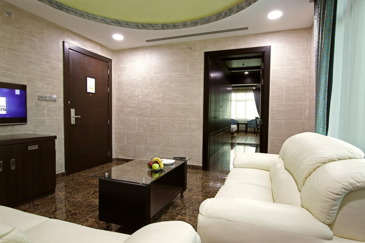 Park Regis Lotus Hotel Manama Eksteriør bilde