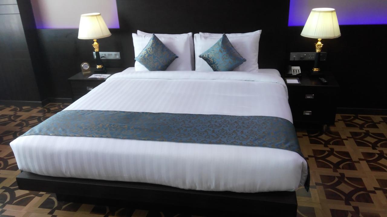 Park Regis Lotus Hotel Manama Eksteriør bilde